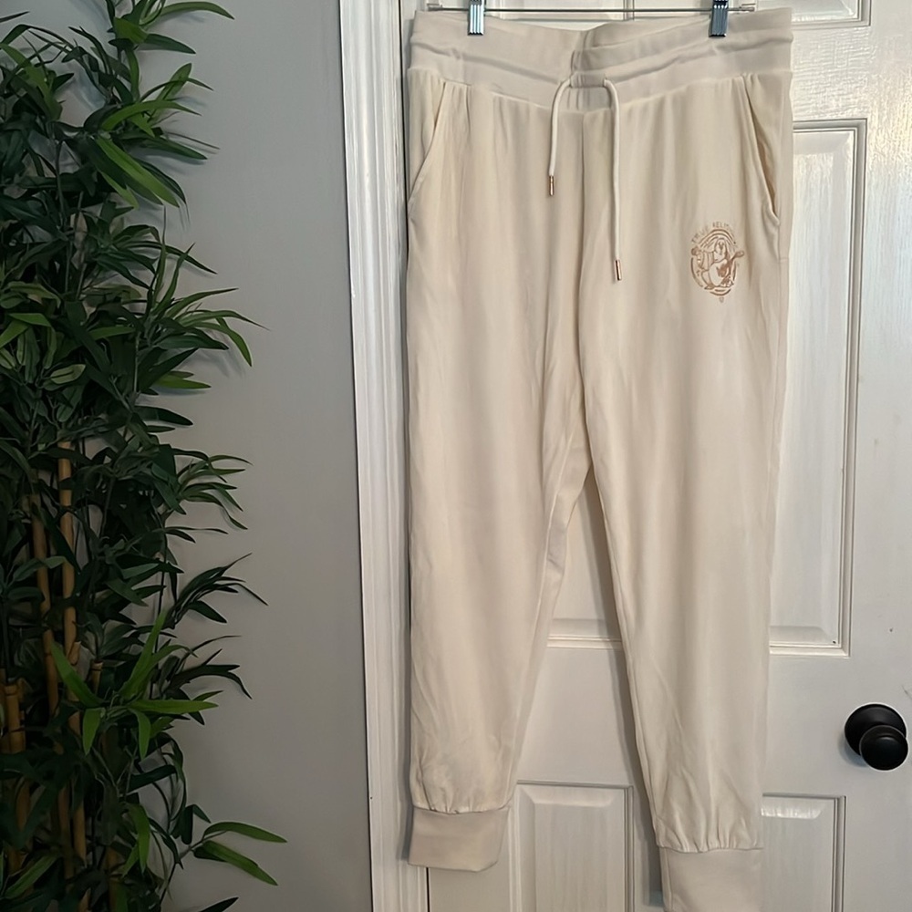 True Religion joggers L